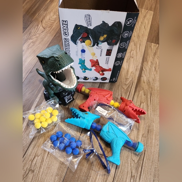 Dinosaur Shooting Game - Picture 6 of 9